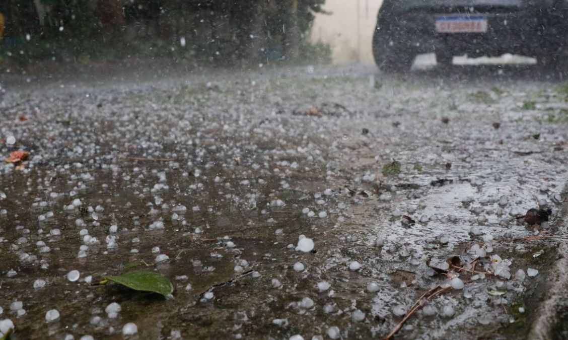Mais chuva? Semana começa com alerta de tempestade em Araraquara