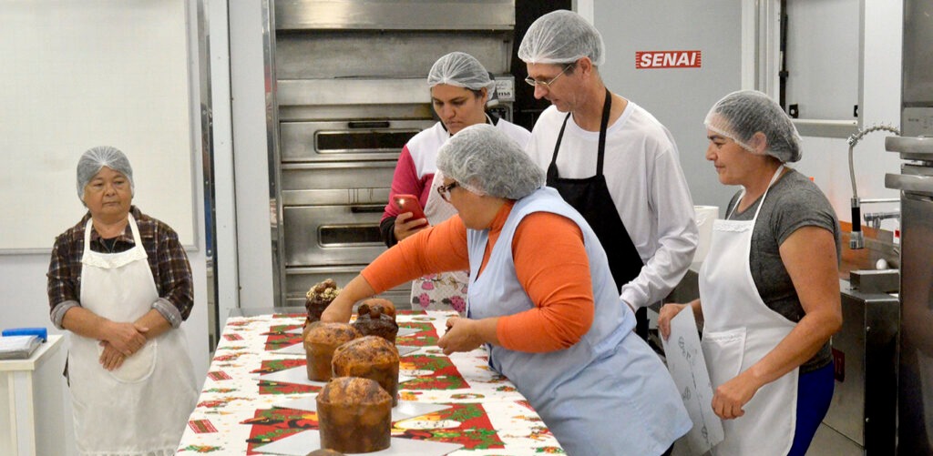 Inscrições abertas para curso gratuito de panetone e outras três qualificações no SENAI Araraquara