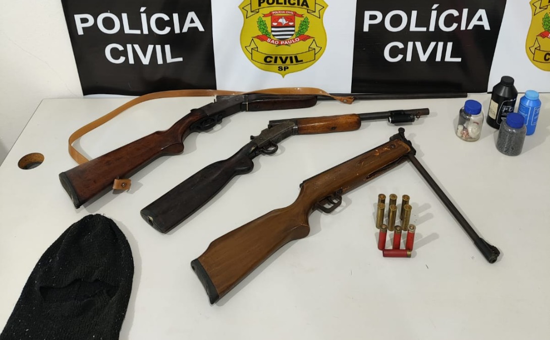 Polícia apreende arsenal ilegal e prende homem em flagrante em Trabiju