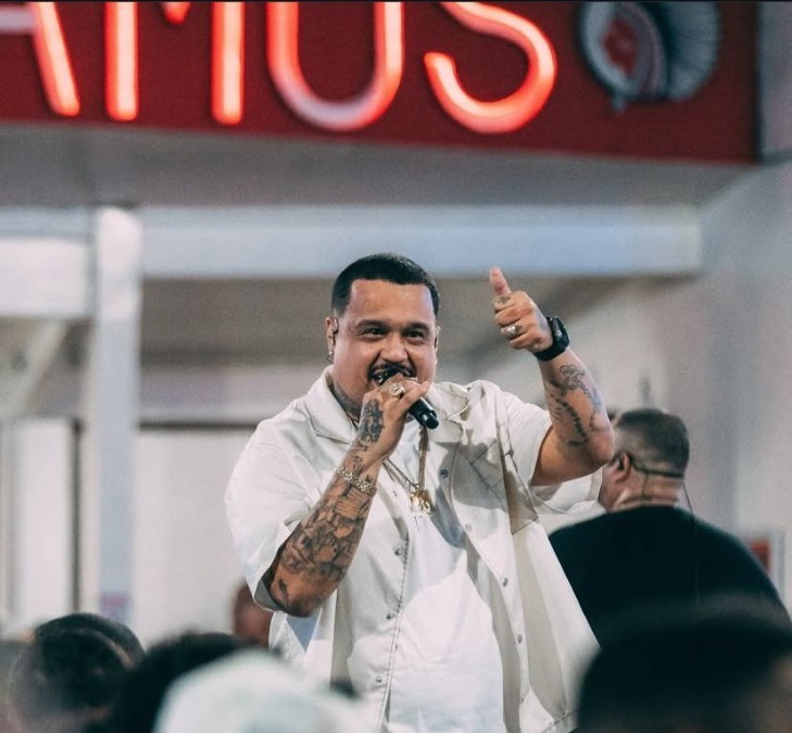 Thiago Soares se apresenta pela primeira vez neste domingo no Austin Chopp em Matão