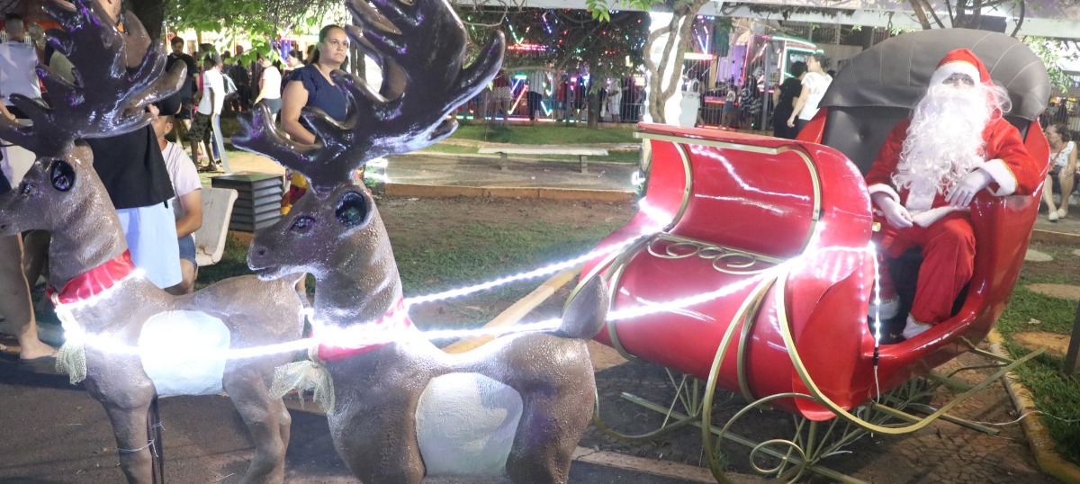 Natal Iluminado 2025: confira a programação completa na Praça do Daae