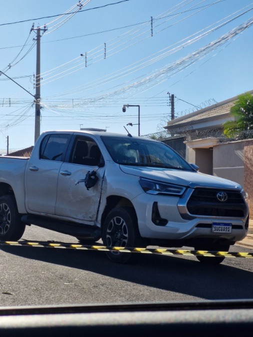 Empresário de indústria de sucos é baleado em tentativa de sequestro no meio da rua