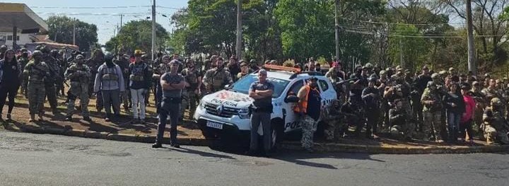 Equipe de Airsoft promove campanha de Natal com arrecadação de alimentos e brinquedos