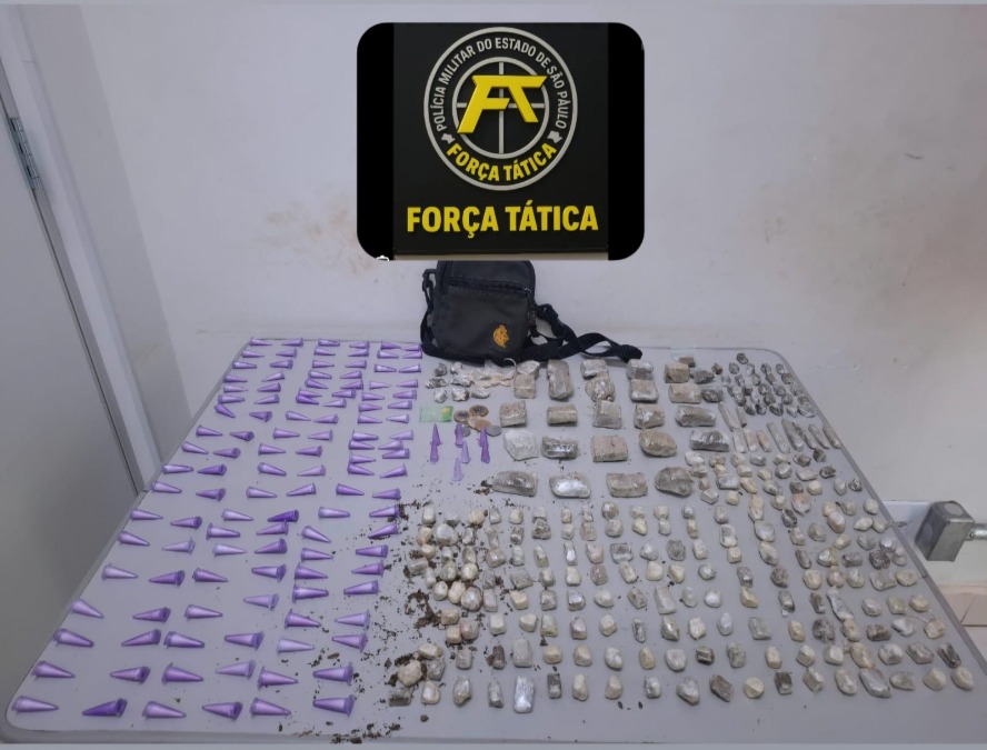 Adolescente é detido pela Força Tática com grande quantidade de drogas no Jardim América