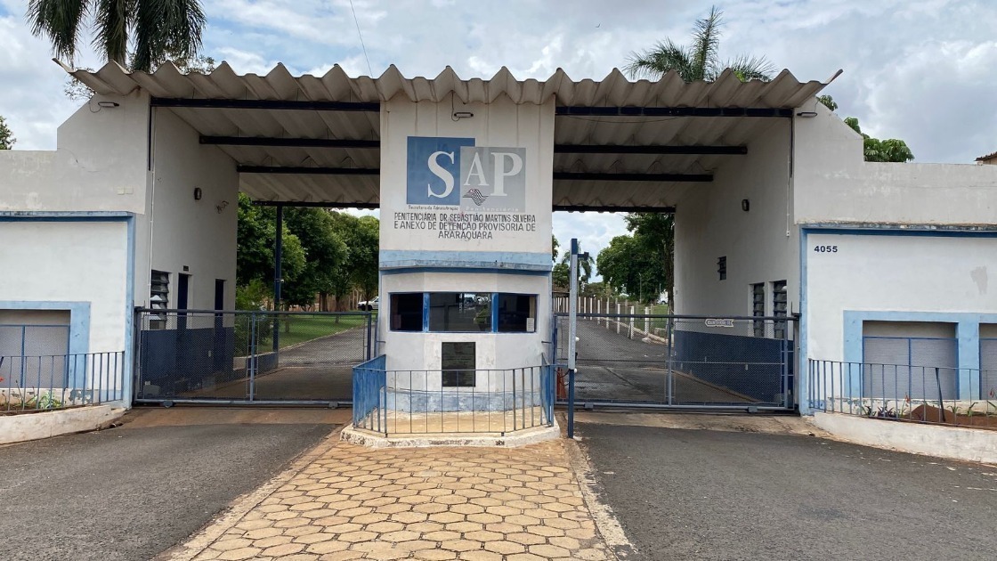 Celulares são apreendidos na Penitenciária de Araraquara