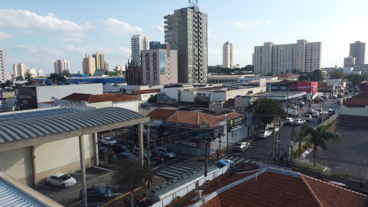 Chuva e temporais marcam começo da semana em Araraquara