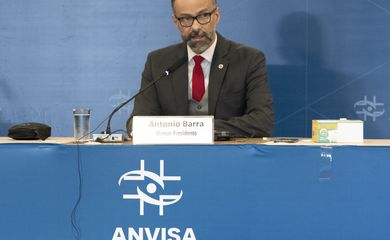 Área técnica aprova uso emergencial da Coronavac e vacina de Oxford