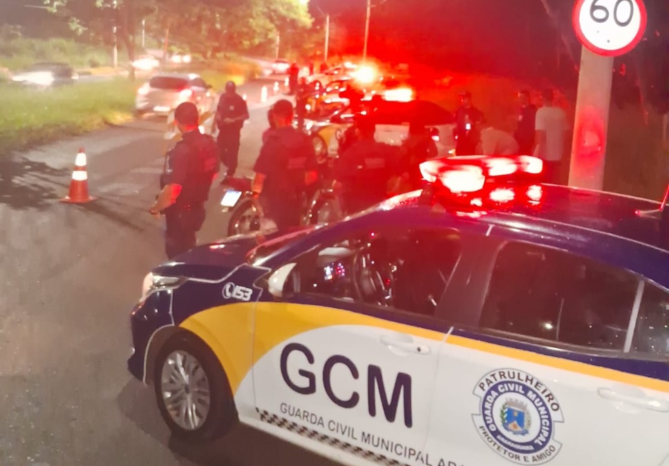 GCM fiscaliza 58 motos e recolhe 2 veículos em operação