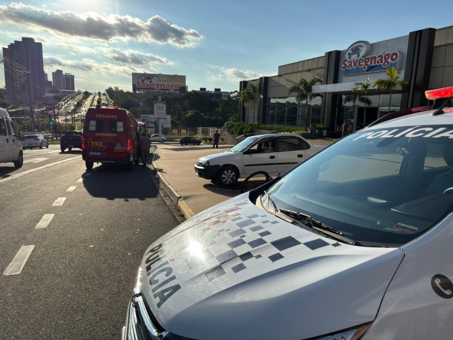 Ciclista fica gravemente ferido após queda de bicicleta na Avenida 36