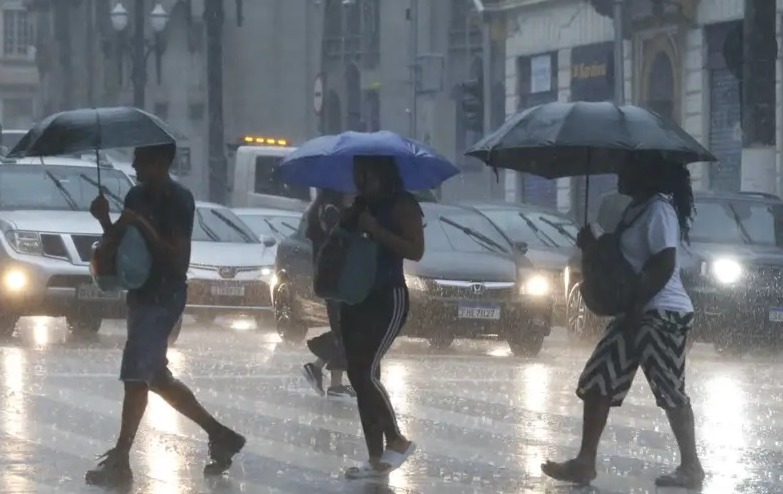 Primeiro ciclone extratropical de 2026 se forma no Sul e muda o tempo no estado de SP