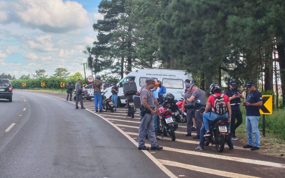 PM fecha o cerco contra escapamentos barulhentos e motos irregulares em Araraquara