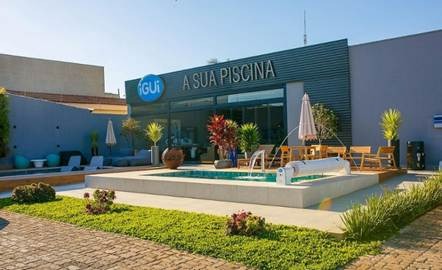 De piscinas ao automotivo: 17 opções de franquias para investir em 2026