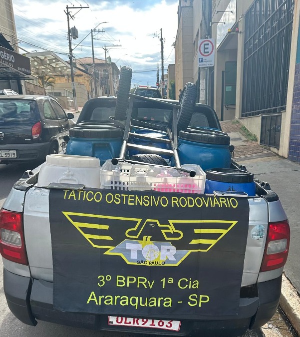 TOR prende dupla por furto de mercadorias na SP-310 em Araraquara