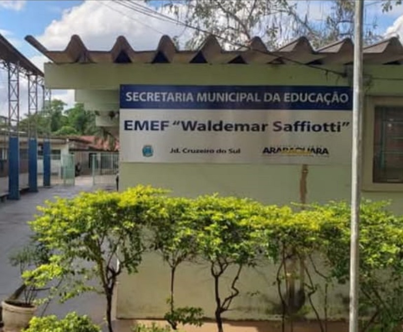 Mãe denuncia falta de diretor, professores e funcionários em escola de Araraquara; Prefeitura nega