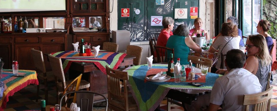 Emenda que priorizava bairro nobre cai, e Câmara de Araraquara aprova regras para bares e restaurantes