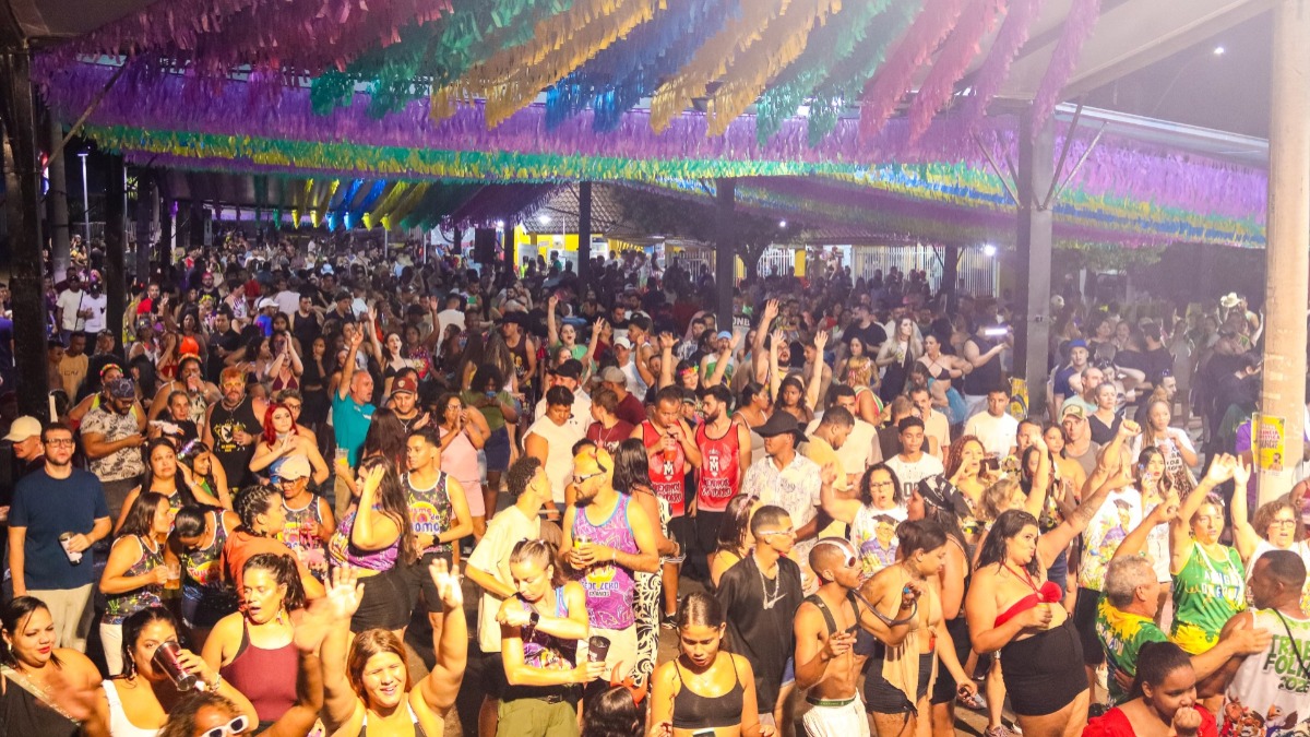 Unidos do Centenário e Homem de Lata fazem festa em Trabiju; veja fotos