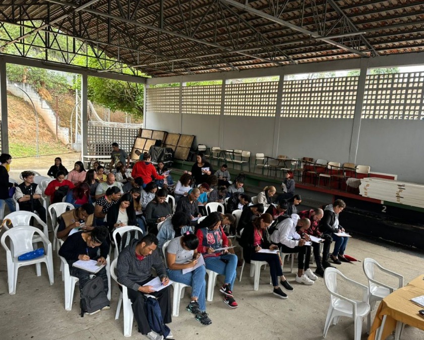 Semana termina com quase 50 VAGAS no PAT de Araraquara; veja a lista