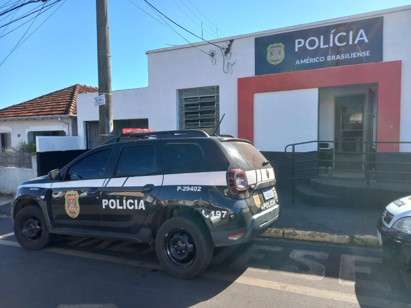 Polícia Civil prende suspeito de esfaquear homem no tórax em área de mata de Américo