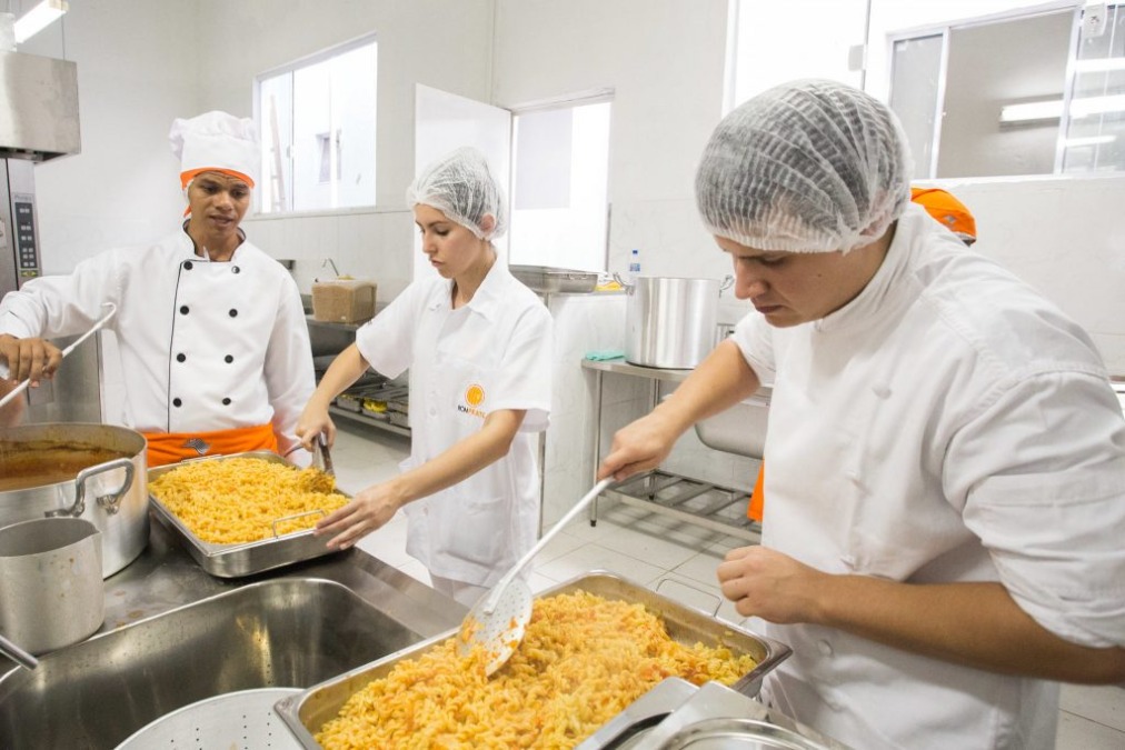 Bom Prato terá almoço de Páscoa diferente em Araraquara; veja o cardápio