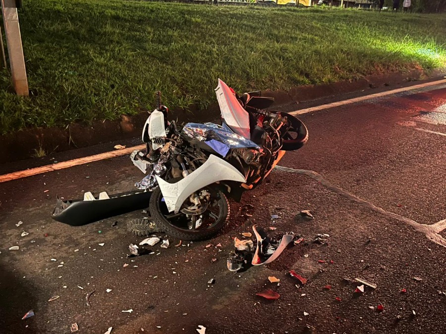 Motociclista morre após colisão com caminhão guincho em alça de acesso da SP-255 em Araraquara