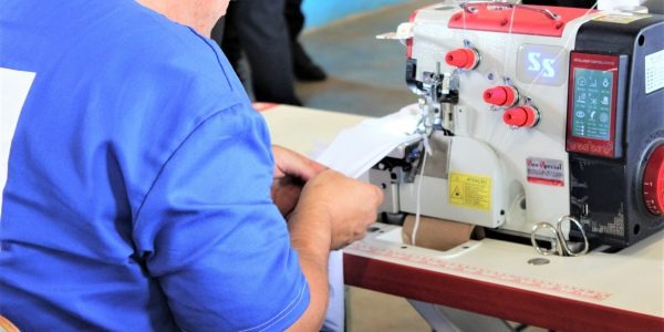PAT anuncia vagas para auxiliar de máquina de costura e mais de 30 oportunidades em Araraquara