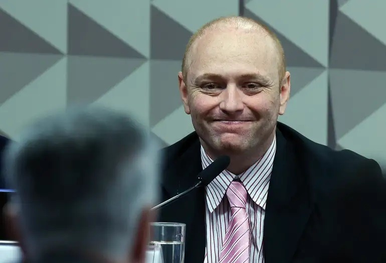Moraes autoriza Walter Delgatti a deixar regime fechado após quase 3 anos