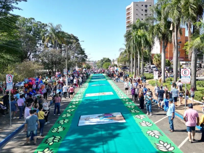 Corpus Christi em Matão terá tapetes em 12 quadras, shows, feira e programação religiosa