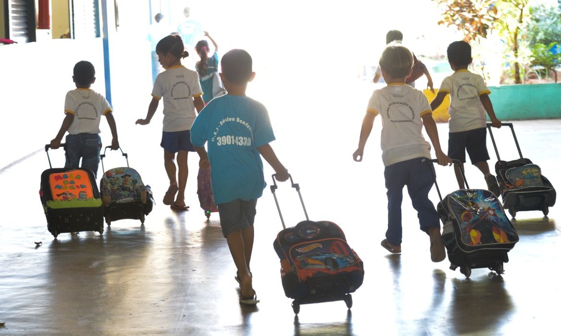 Revolta: paralisação fecha creches em Araraquara e pais voltam para casa com filhos