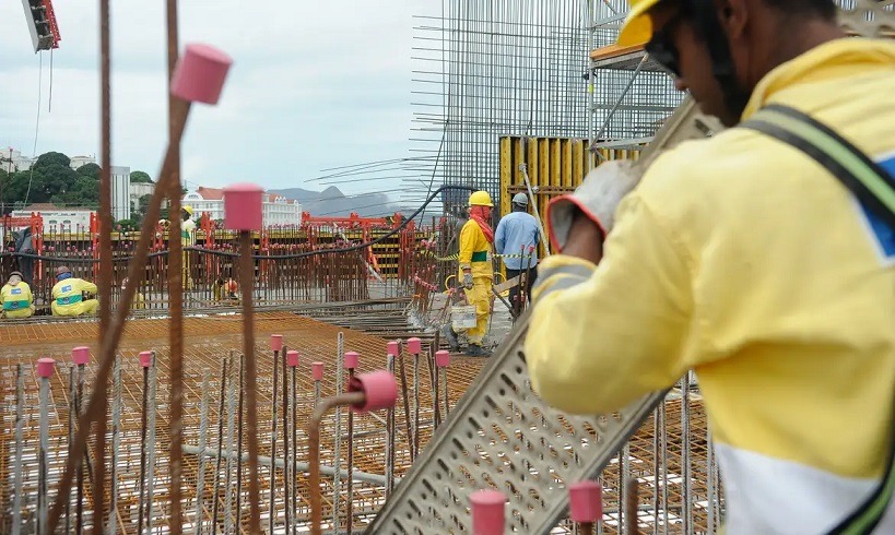 Quase 100 vagas: PAT de Araraquara começa a semana com oportunidades de emprego