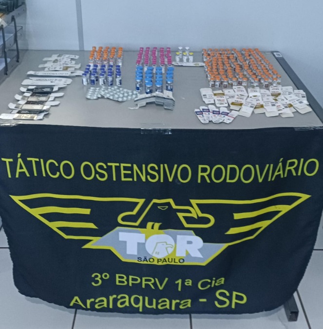 VÍDEO: TOR prende venezuelano com carga de anabolizantes e remédios emagrecedores na SP-255 em Boa Esperança do Sul