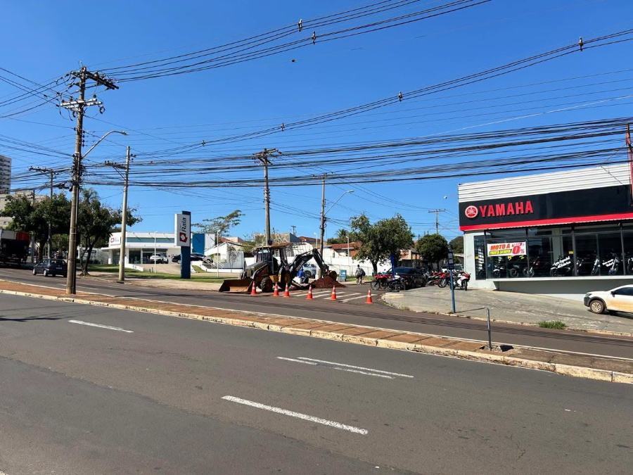 Obra do Daae provoca interdição no trânsito e pode afetar abastecimento de água em Araraquara