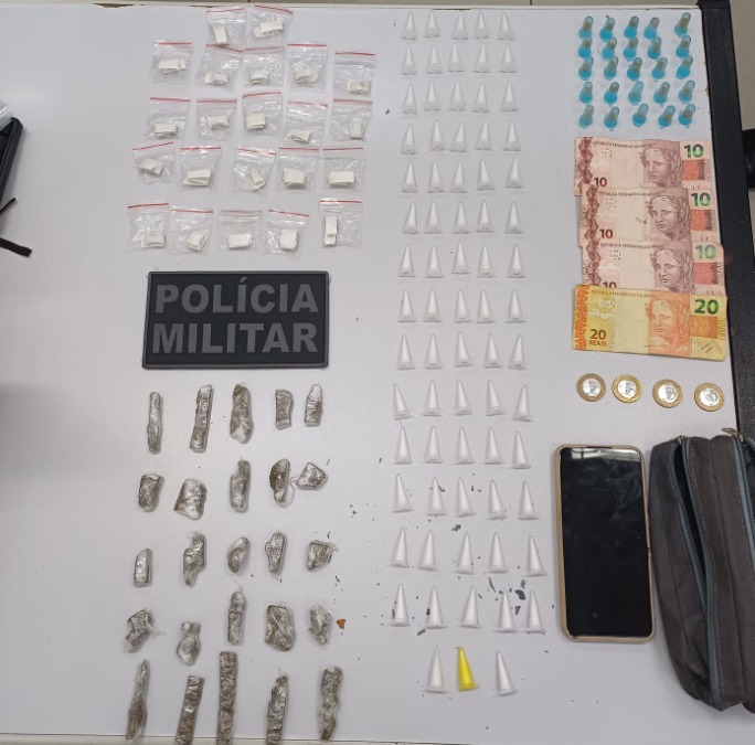 VÍDEO: PM prende homem com drogas e dinheiro durante patrulhamento no Jardim São Rafael