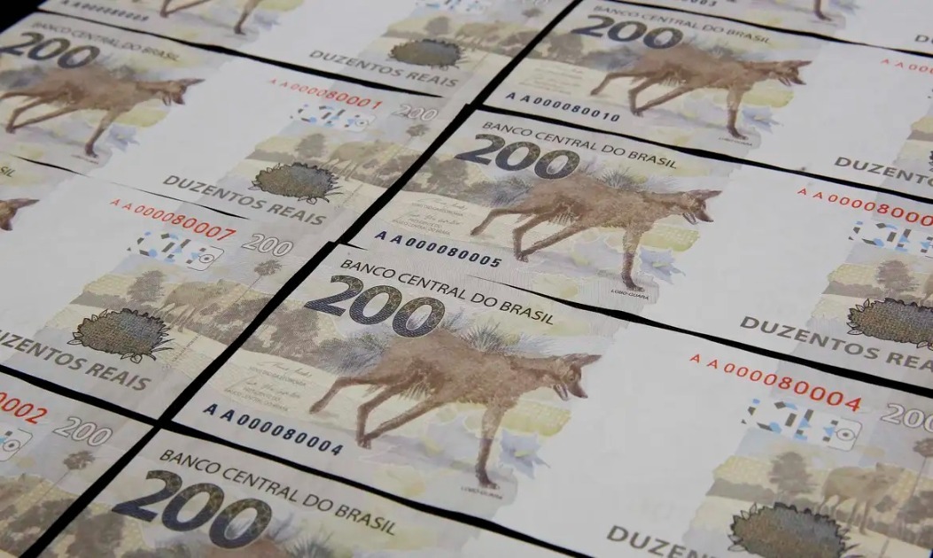 Salário mínimo vai subir em 2027; veja o que o governo prevê