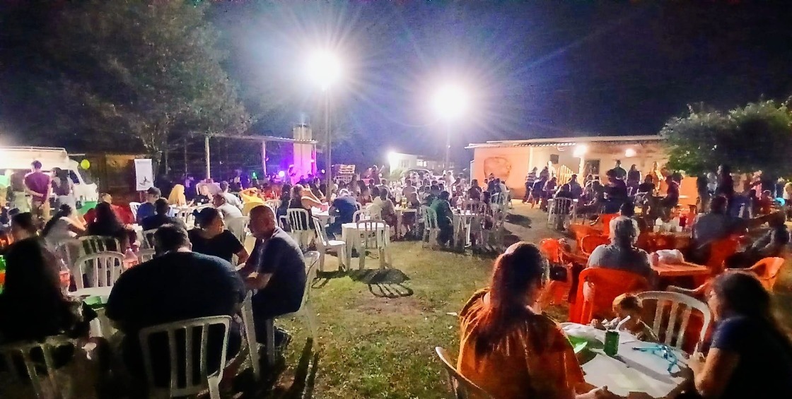 Noite do Pastel terá música e gastronomia em Bueno de Andrada