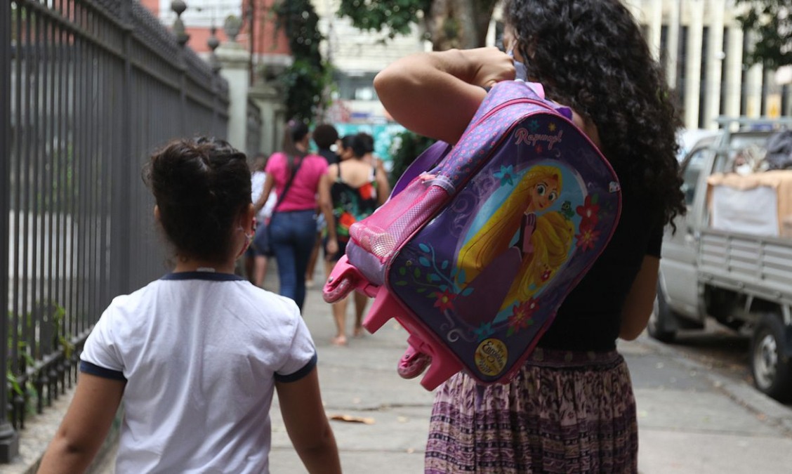 Crise financeira da Prefeitura mantém creches e escolas sem aulas em Araraquara