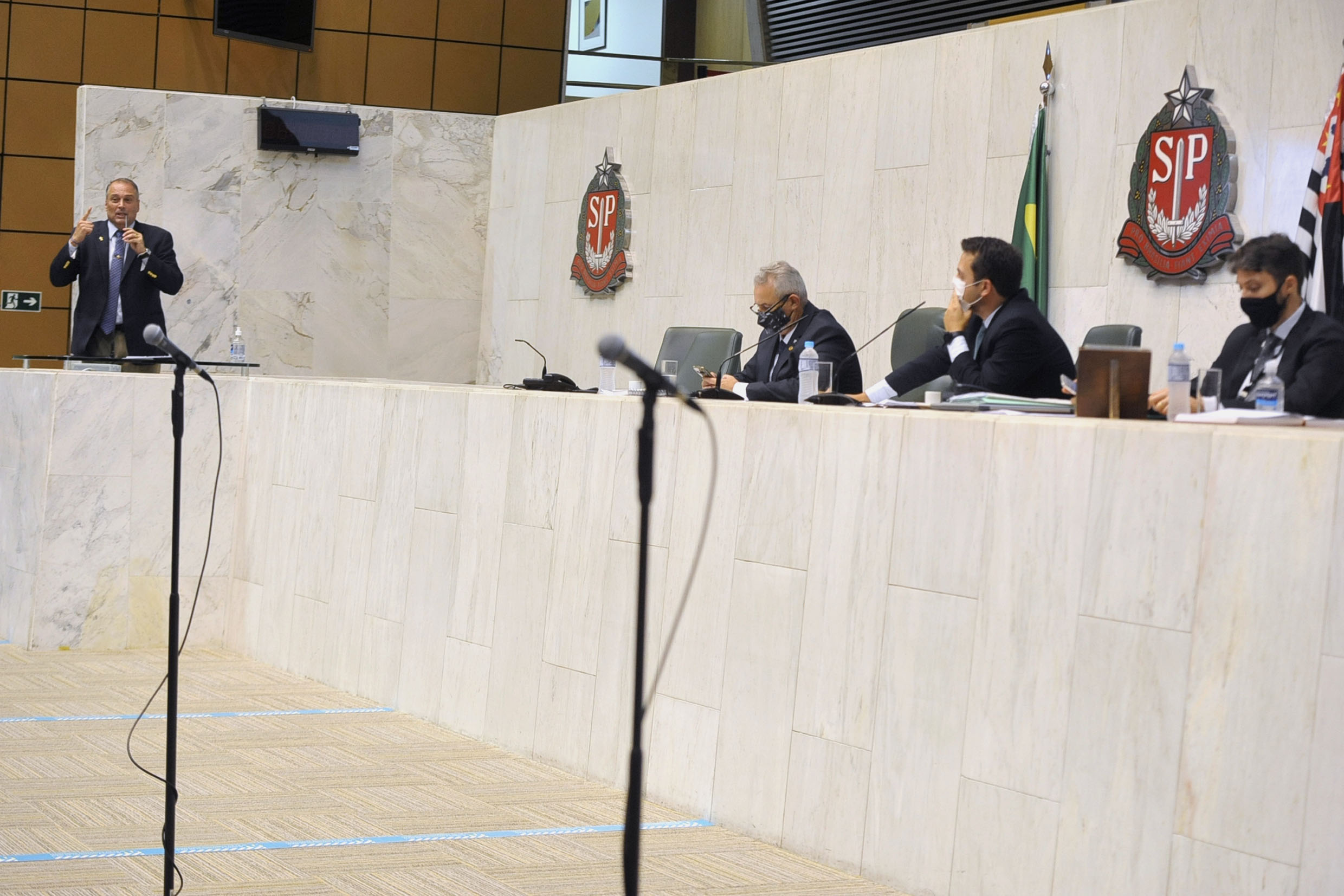 Lockdown em Araraquara é assunto de deputados na Alesp