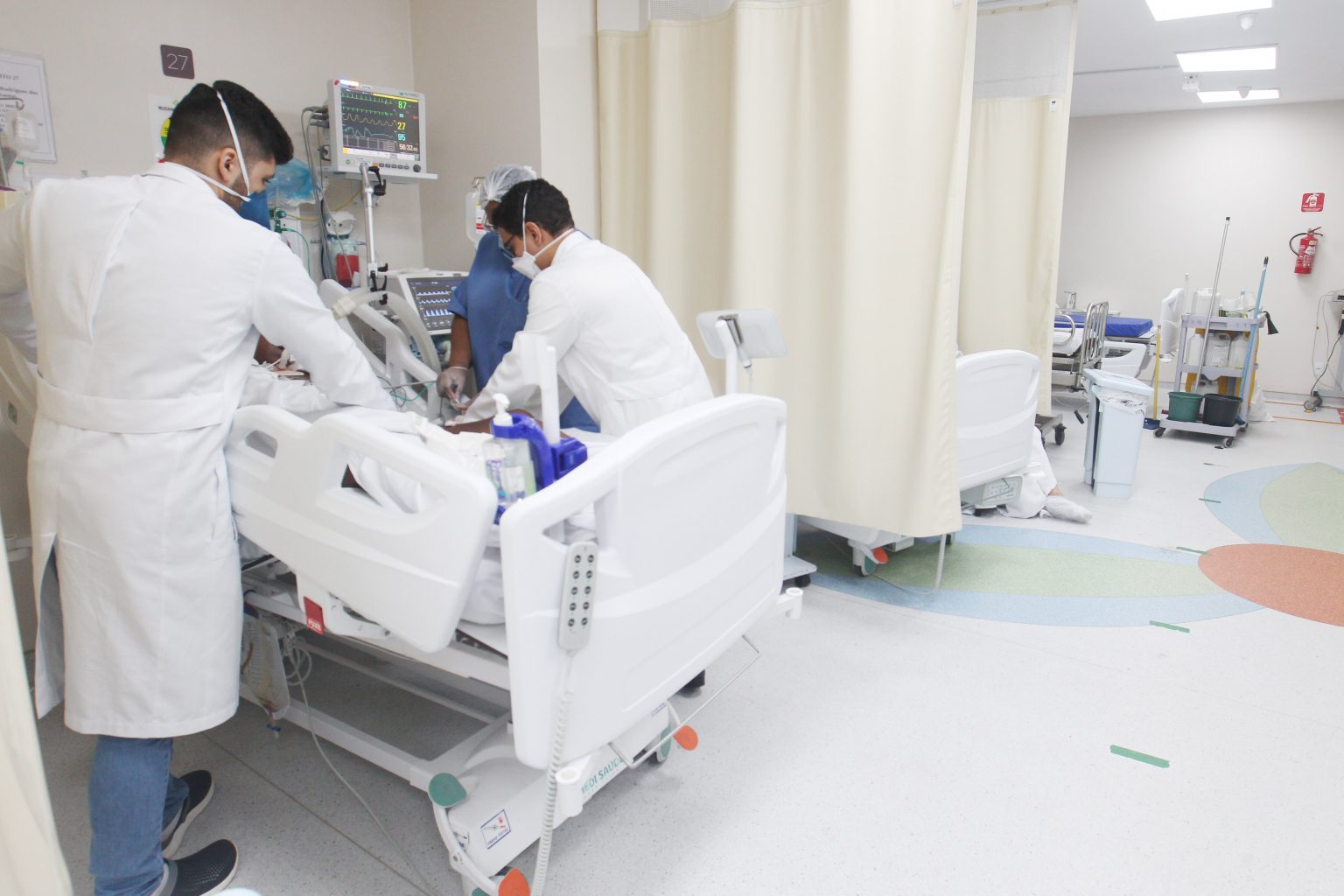 Ocupação de UTIs chega ao pior nível da pandemia, diz Fiocruz