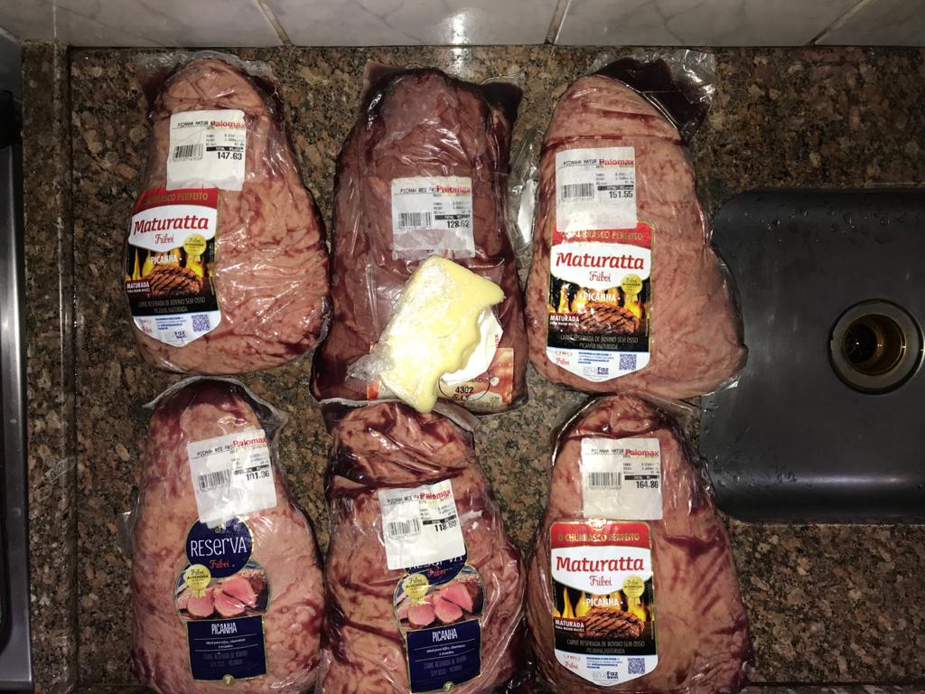 Seria de graça, mas custou caro: Ladrão é preso com quase mil reais em picanha