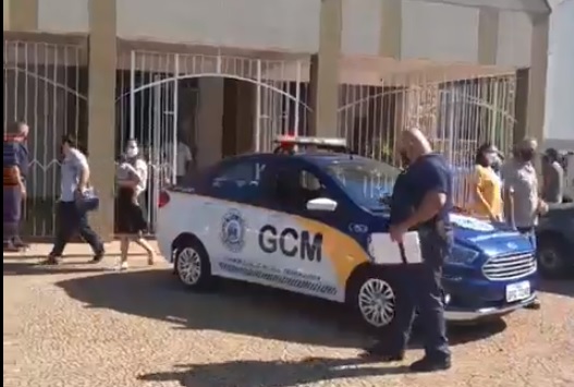 Igreja no São Geraldo descumpre decreto e deve ser multada