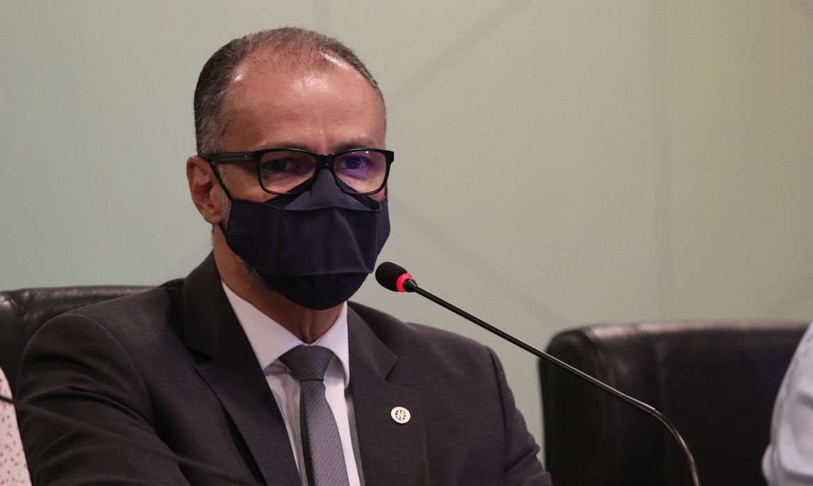 Covid-19: “Situação está longe do fim”, diz presidente da Anvisa