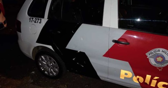 Dupla armada rouba celular e R$ 4 mil de idosa em Araraquara