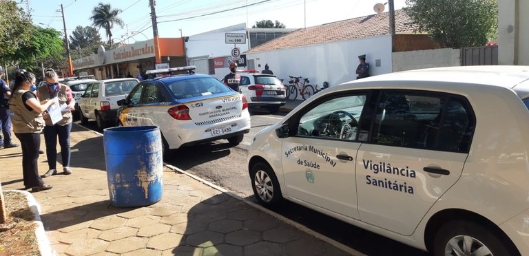 Vereadores de Araraquara vão no MP contra decreto de gratificação por multas