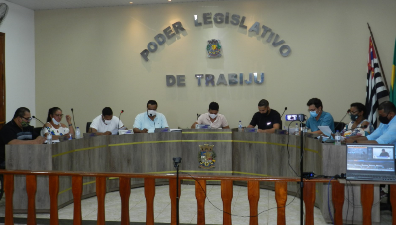 Vereadores de Trabiju votarão projeto para a causa animal do município