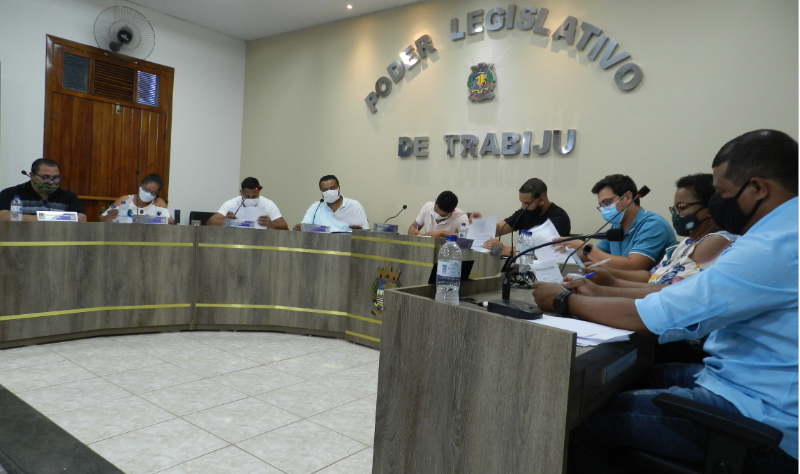 Câmara de Trabiju aprova com unanimidade projeto para a causa animal