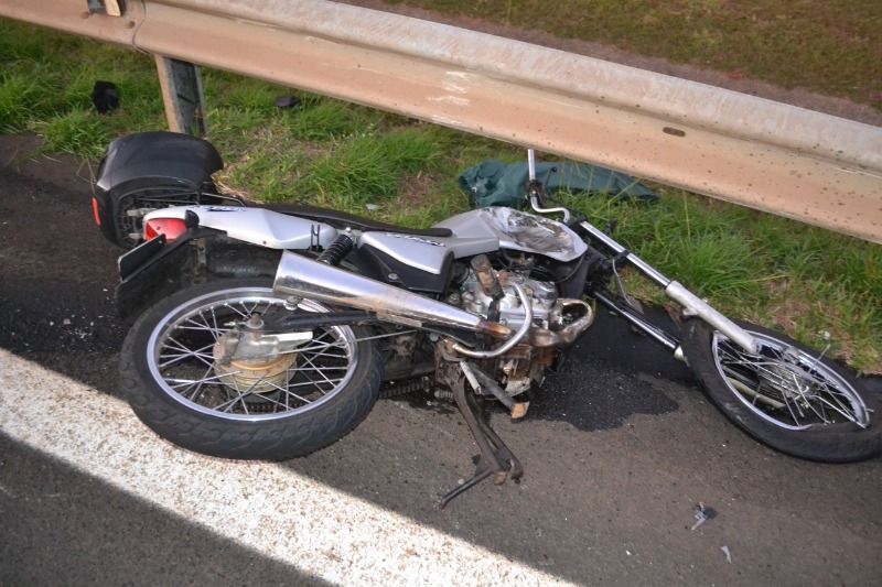 Motociclista morre em acidente grave quando voltava do trabalho