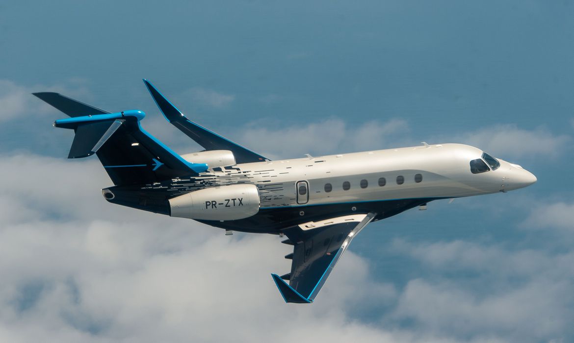 Embraer fecha acordo com sindicato para evitar demissões