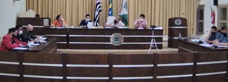 Câmara de Boa Esperança do Sul homenageia Flávio Maluf