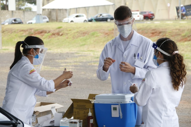 Araraquara supera marca de 100 mil doses aplicadas