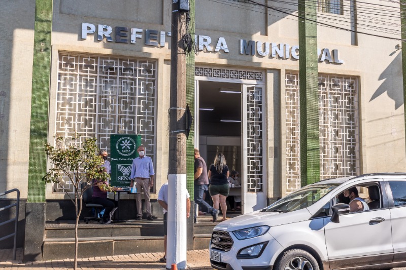 Dourado proíbe venda de bebidas alcoólicas e adota pulseiras de identificação