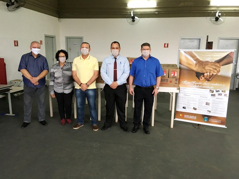 Supermercado doa 1,2 mil litros de leite para Rede de Solidariedade de Araraquara